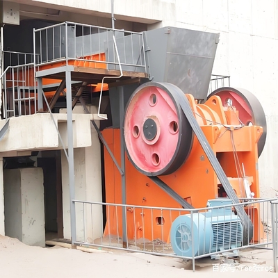 Crusher à choc à cône à mâchoire de minerai de calcaire avec un service après-vente d'un an