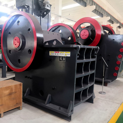 PE250*400 Broyeur de roches mobile Broyeur à mâchoires à haute capacité T/H 0,4-7,5 et moteur à courant alternatif