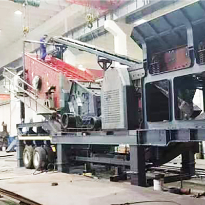 Machine de concassage à impact de granit mobile 100 T/H Demande personnalisée