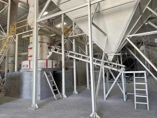 95500*8500*83500mm Calcaire Carbonate de calcium Raymond ligne de production de broyeur