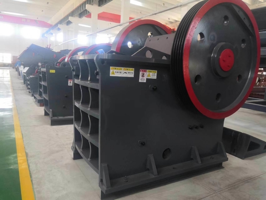 Fraiseur de mâchoires de minerai en charge lourde et facile d'installation sous la direction technique Prêt