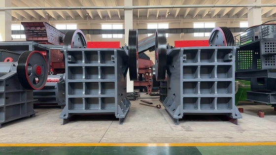 Fabricants de gros broyeurs à mâchoires de minerai avec installation sous direction technique
