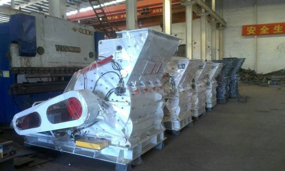 PC4008-75/PC4012-90/PC4012-90L/PC4015-132 Machines de broyage à marteaux en plâtre et calcaire