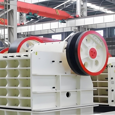 Crusher à choc à cône à mâchoire de minerai de calcaire avec un service après-vente d'un an