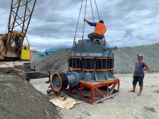 30-280kw de puissance du moteur personnalisation du broyeur à cône à ressort pour le minerai fragile de dureté moyenne