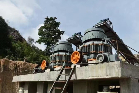 30-280kw de puissance du moteur personnalisation du broyeur à cône à ressort pour le minerai fragile de dureté moyenne