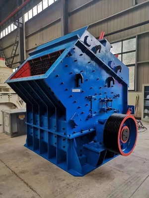 PF1315 concasseur d'impact avec demande personnalisée et taille d'entrée 300-700 mm