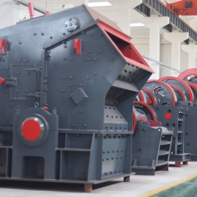 La taille de sortie 5-40 mm PF1010 Machine de concassage par choc pour concassage de minerai/pierre compétitif