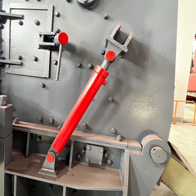 La taille de sortie 5-40 mm PF1010 Machine de concassage par choc pour concassage de minerai/pierre compétitif