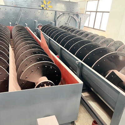 Vendre une machine à laver le sable en spirale pour une consommation d'eau de 10 à 300 t/h et un diamètre de vis de 920 à 1120 mm